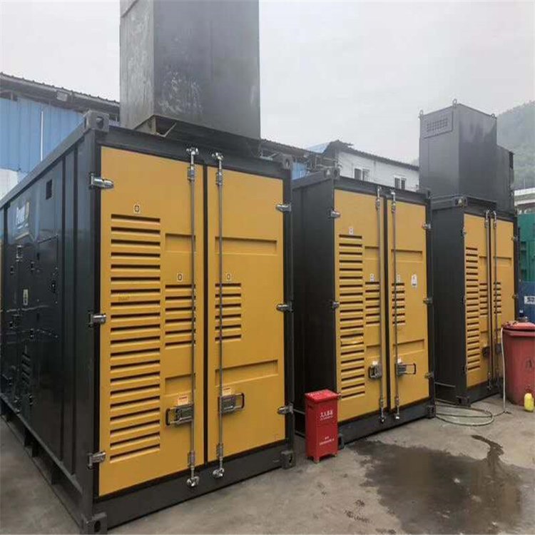 清流温度变化对不同类型欠压保护装置的可靠性影响有何差异？